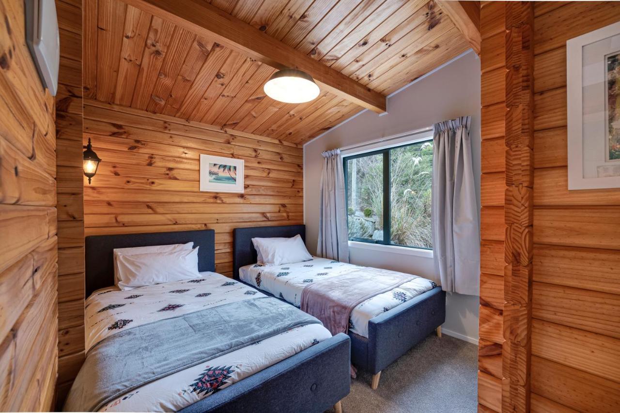 Alpine Hideaway - 2 Bedroom Closeburn エクステリア 写真