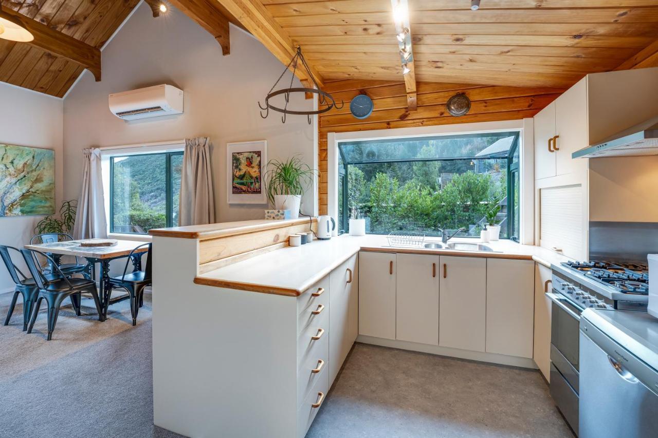 Alpine Hideaway - 2 Bedroom Closeburn エクステリア 写真
